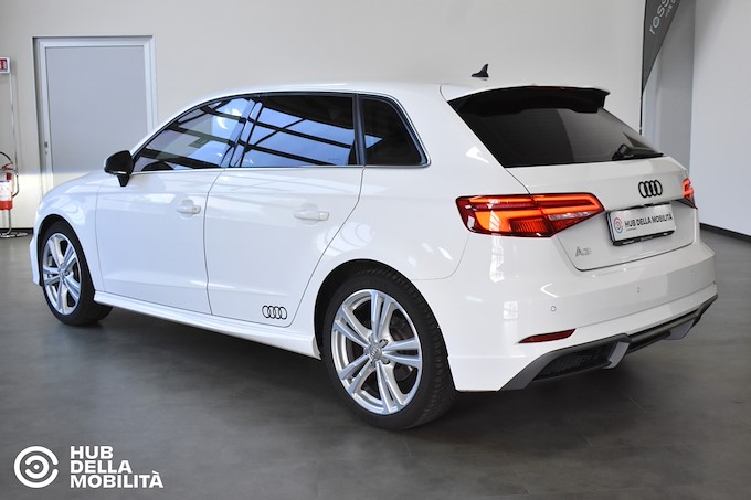 AUDI A3 SPB 30 g-tron S tronic Admired